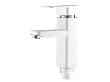 Kub 001 White